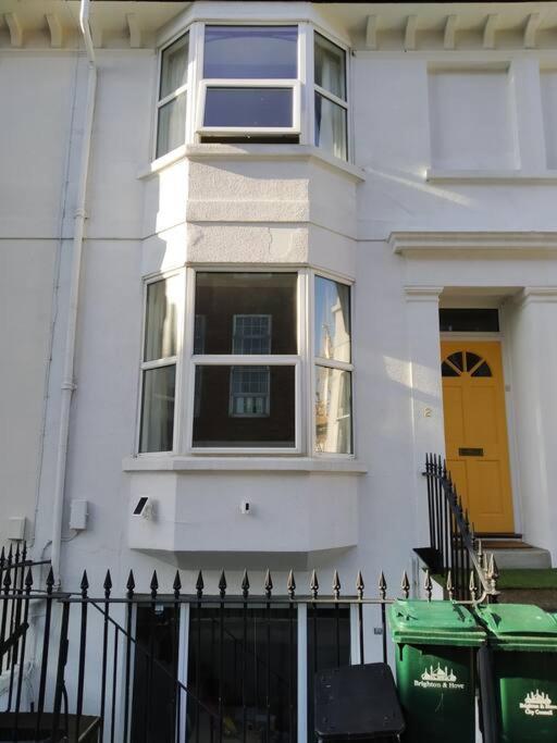 Spacious 2 Bed Maisonette Near Town, That Sleeps 6 Hove Buitenkant foto